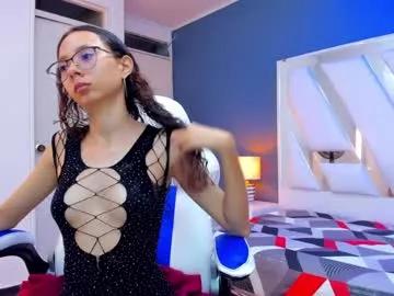 alicee_petite